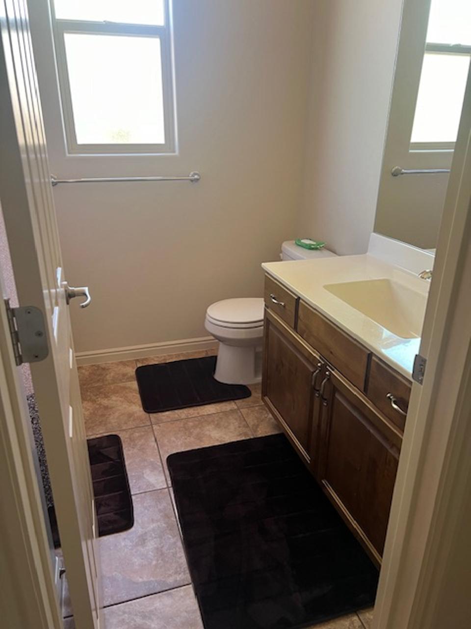 Profile photo 13 of 17