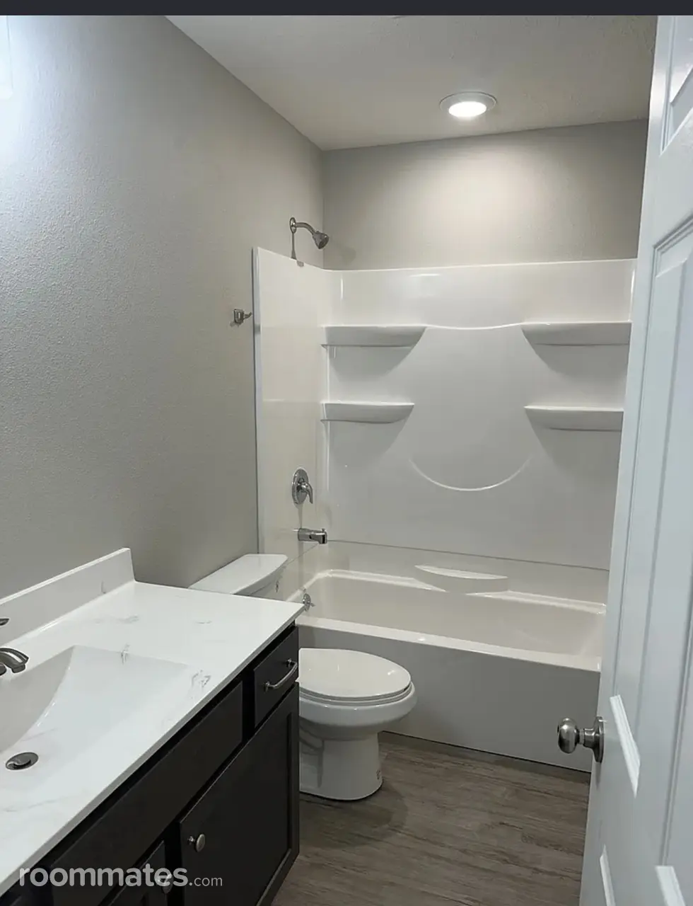 Profile photo 4 of 8