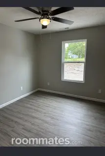 Room for rent in Humansville, MO $500, house