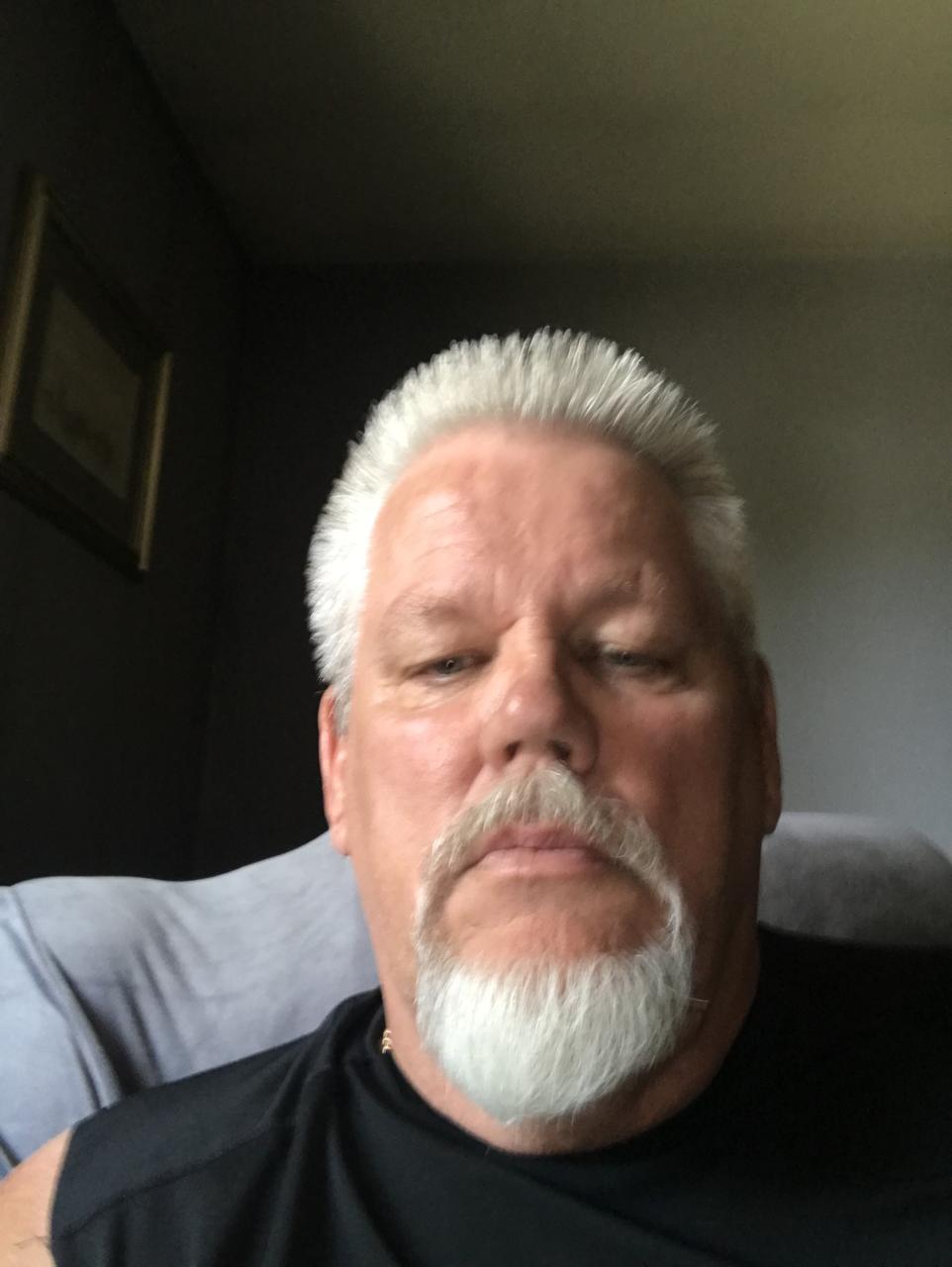 Profile photo 14 of 14