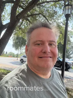 Roommate looking Dallas, TX, $1000