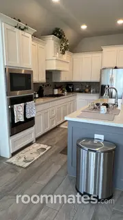 Room for rent in Little Elm, TX $750, house