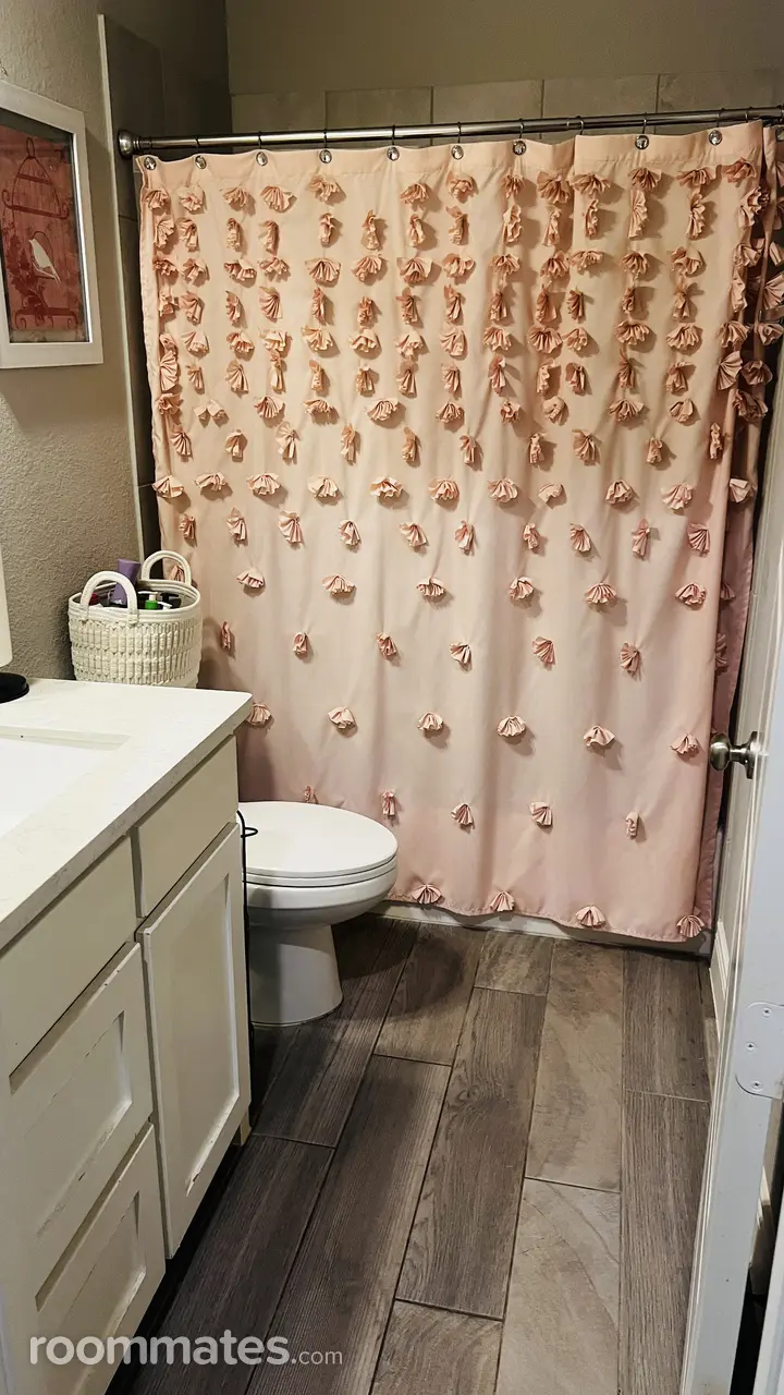 Profile photo 9 of 11