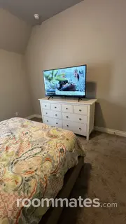 Room for rent in Little Elm, TX $750, house