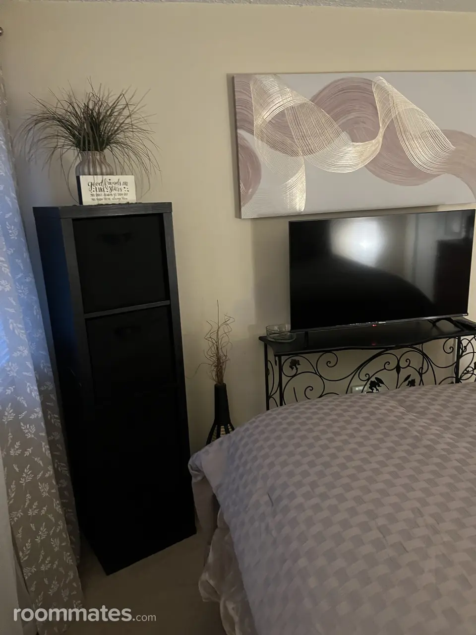 Profile photo 3 of 8