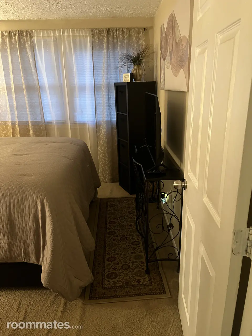 Profile photo 2 of 8