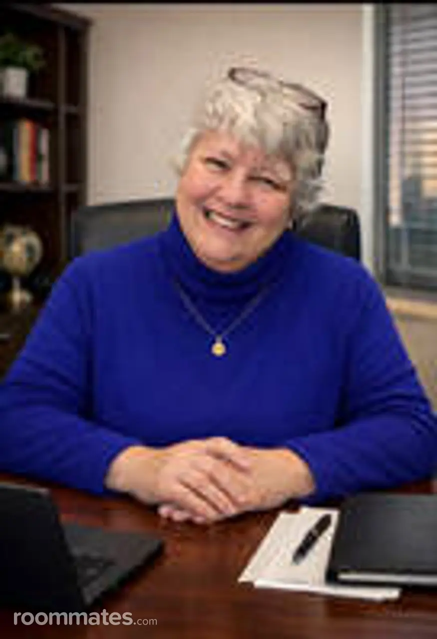 Profile photo 5 of 6