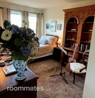 Room for rent in Queensbury, NY $900, townhouse