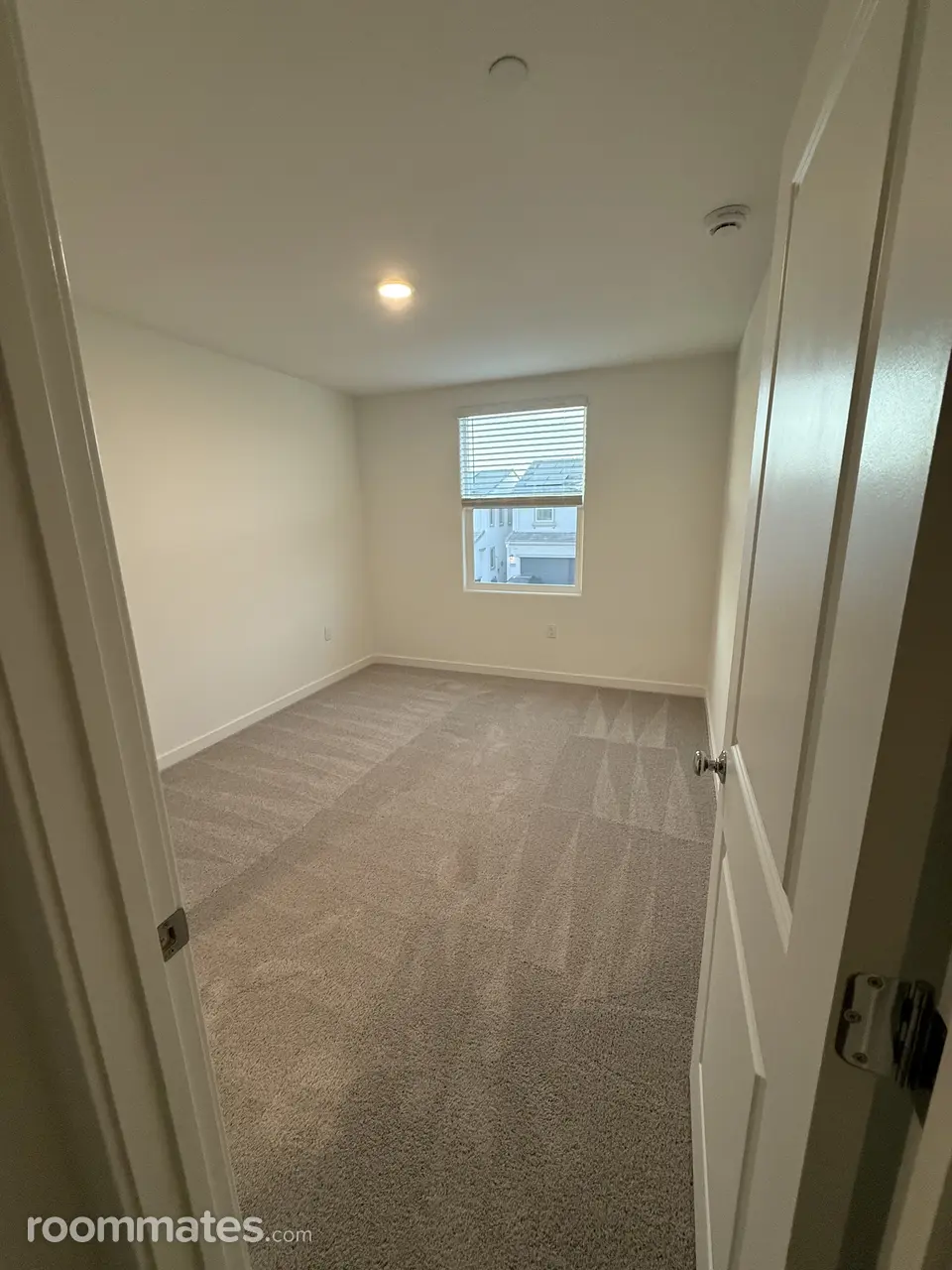 Profile photo 8 of 8