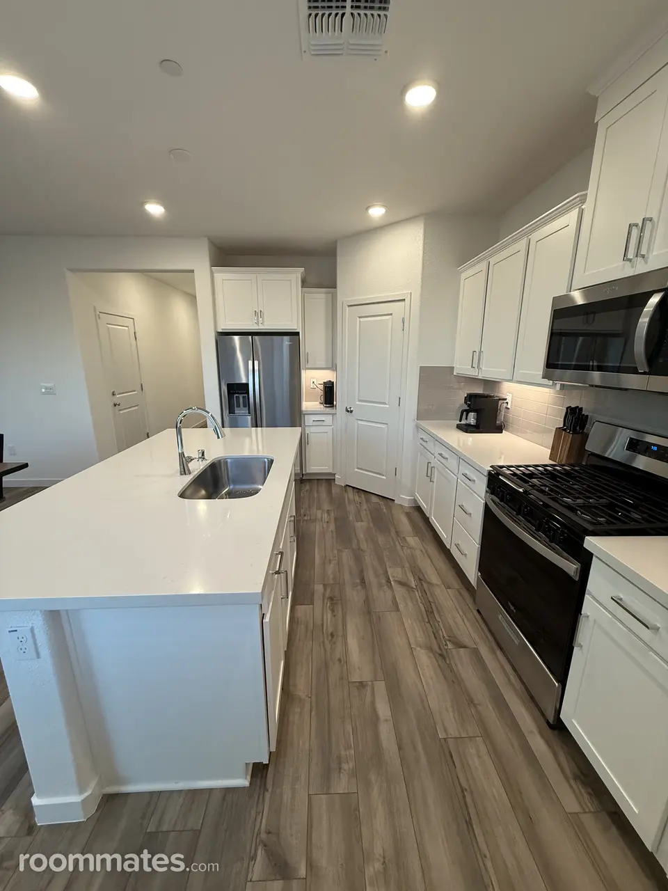 Profile photo 2 of 8