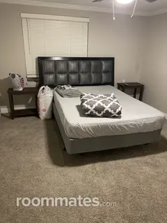 Room for rent in Brookhaven, GA $1200, condo