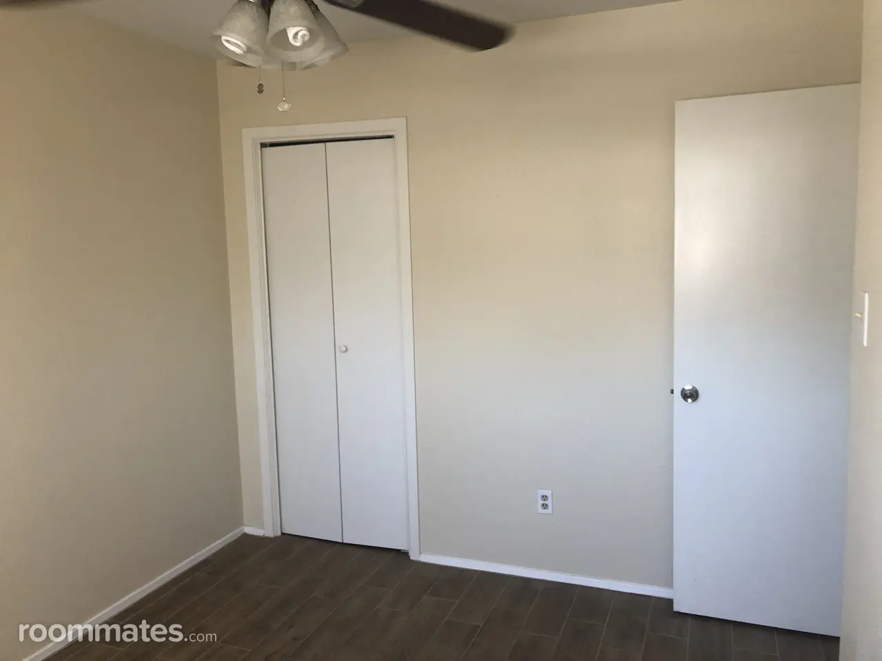 Profile photo 3 of 10