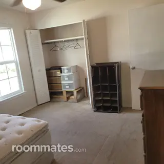 Room for rent in Orange Park, FL $800, condo