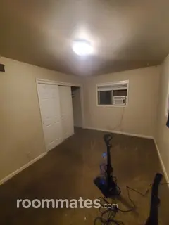 Room for rent in Manteca, CA $600, house