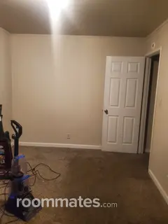 Room for rent in Manteca, CA $600, house