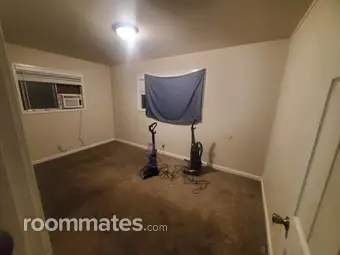 Room for rent in Manteca, CA $600, house
