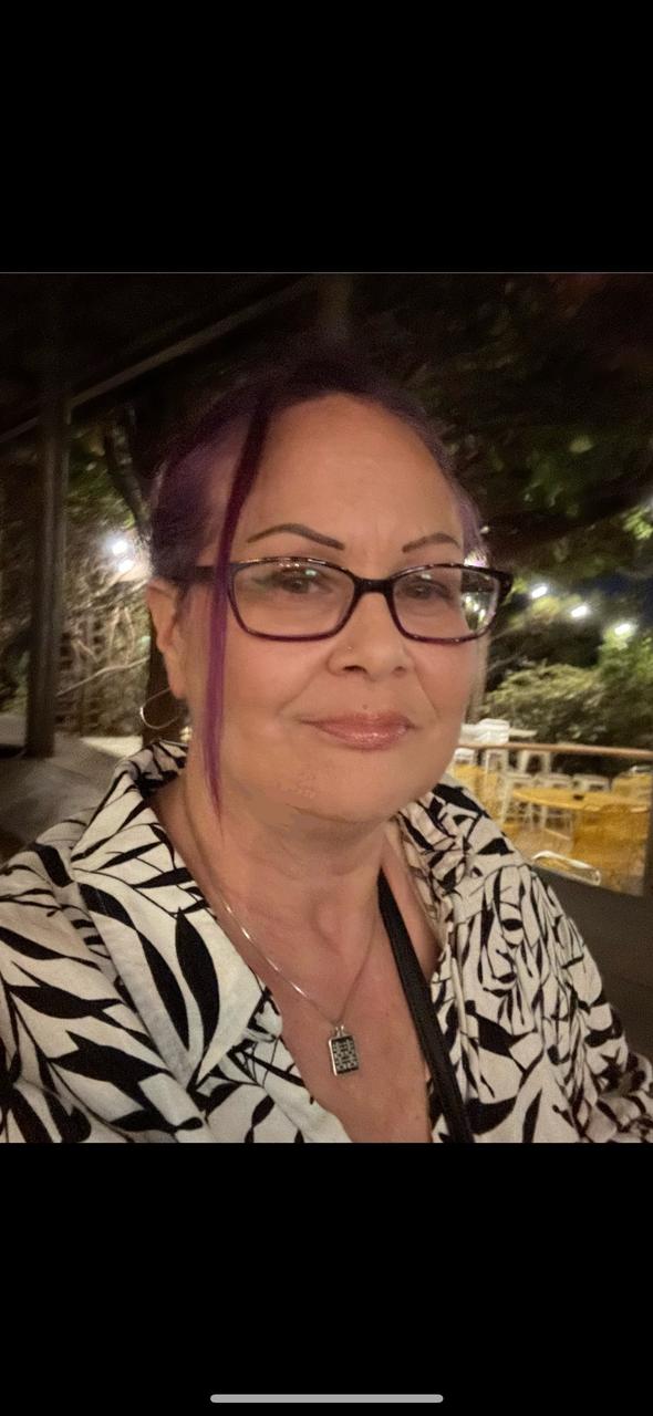 Profile photo 10 of 10