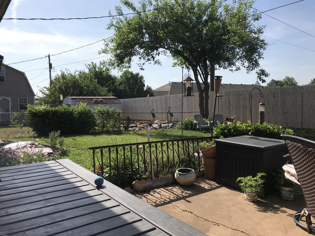 Profile photo 3 of 10