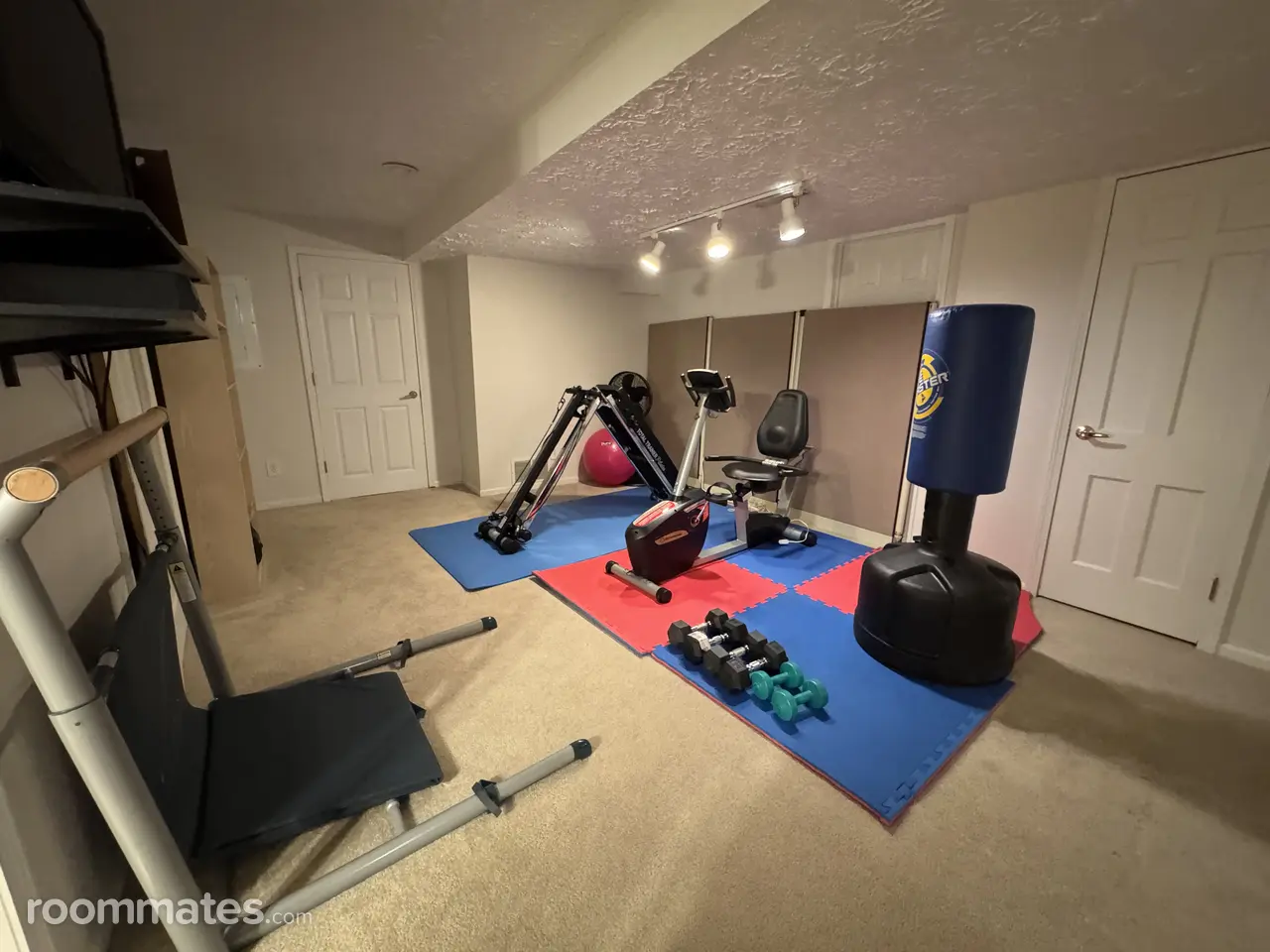 Profile photo 6 of 9