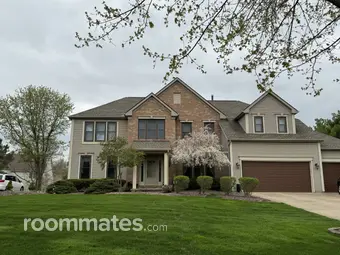 Room for rent in Strongsville, OH $1100, house