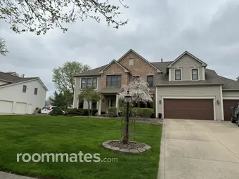 Room for rent in Strongsville, OH $1100, house