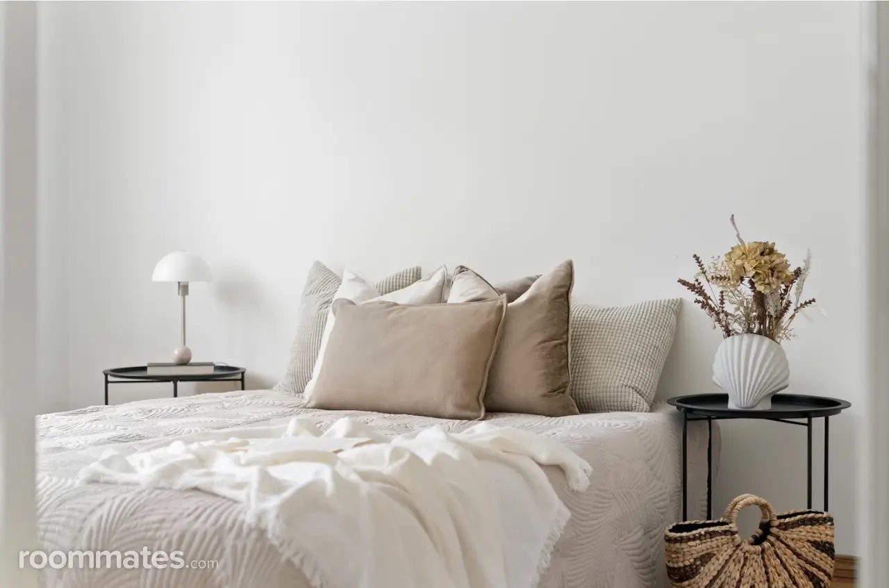 Profile photo 1 of 2