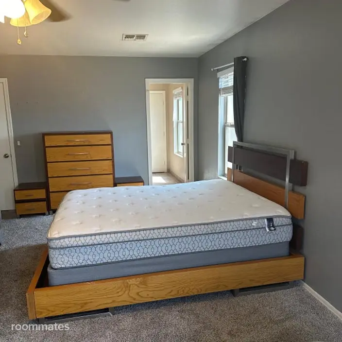 Room for rent in Chandler, AZ $1200, house