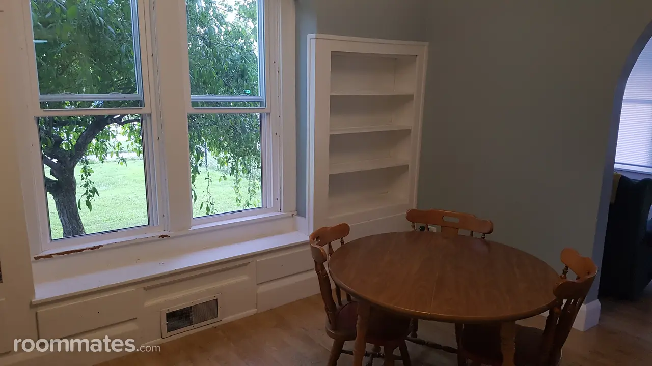 Profile photo 6 of 8