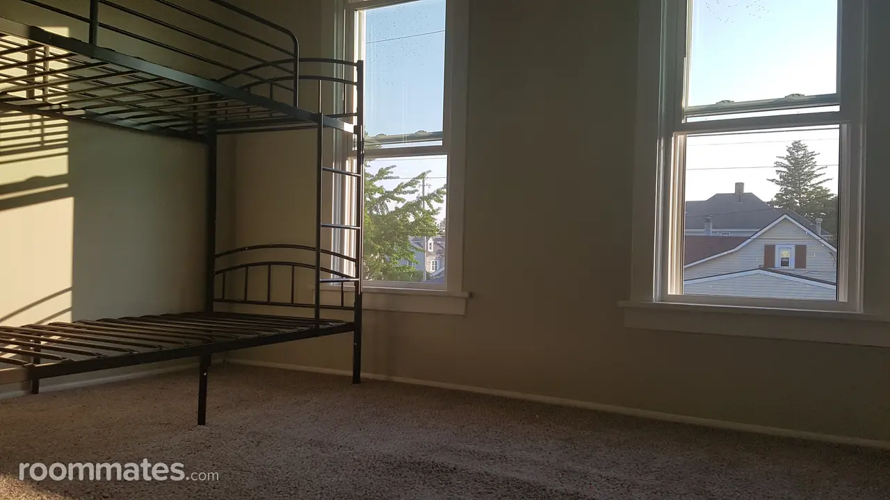 Profile photo 2 of 8