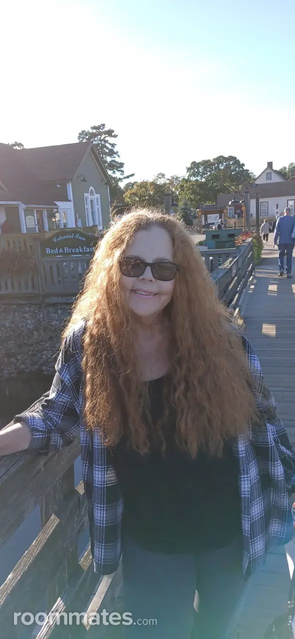 Profile photo 1 of 1