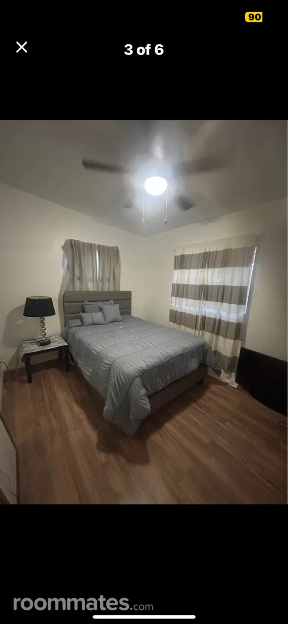 Profile photo 3 of 7