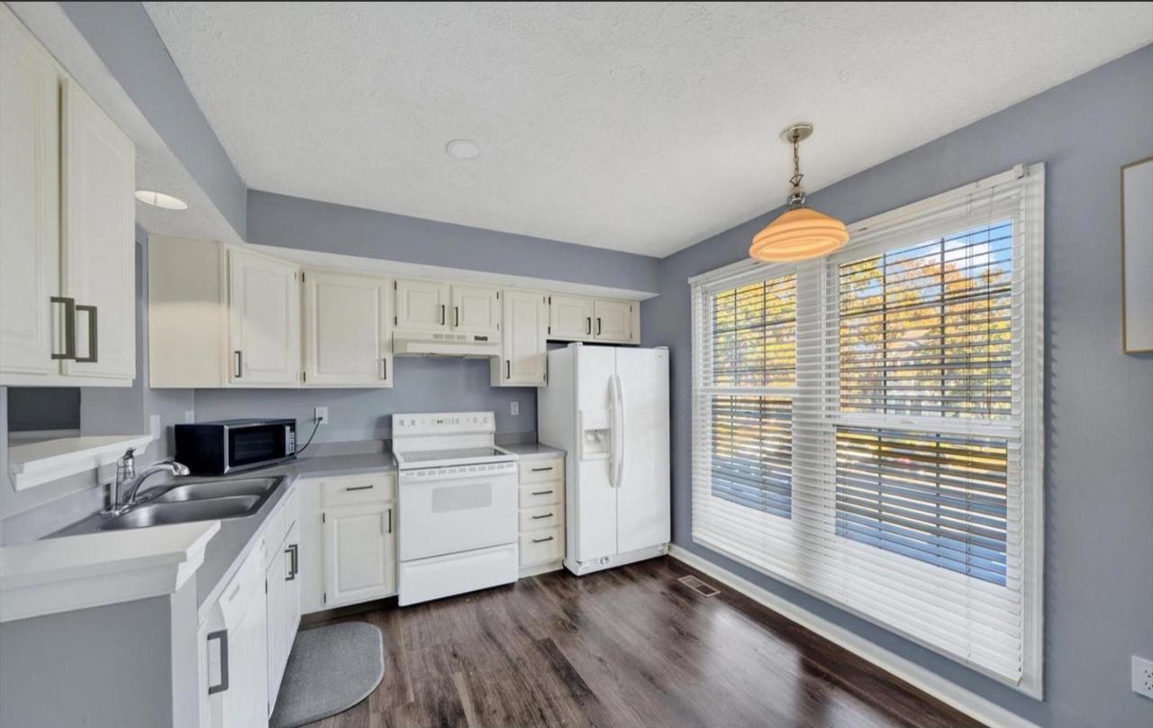 Profile photo 4 of 9