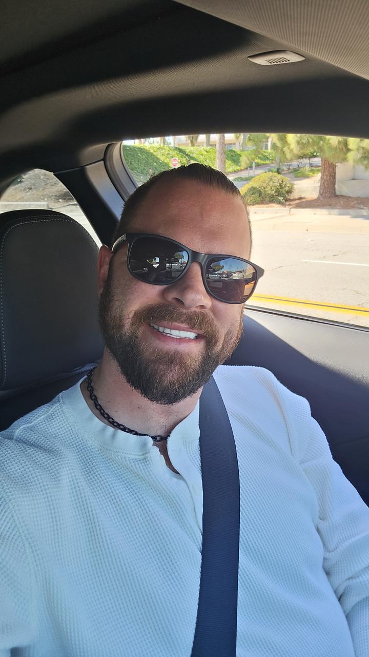 Profile photo 2 of 4