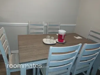 Room for rent in Cary, NC $600, condo