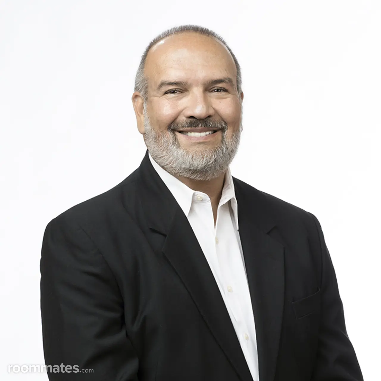 Profile photo 4 of 4