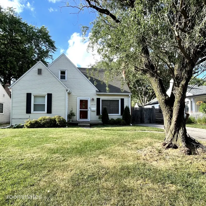 Room for rent in Indianapolis, IN $600, house