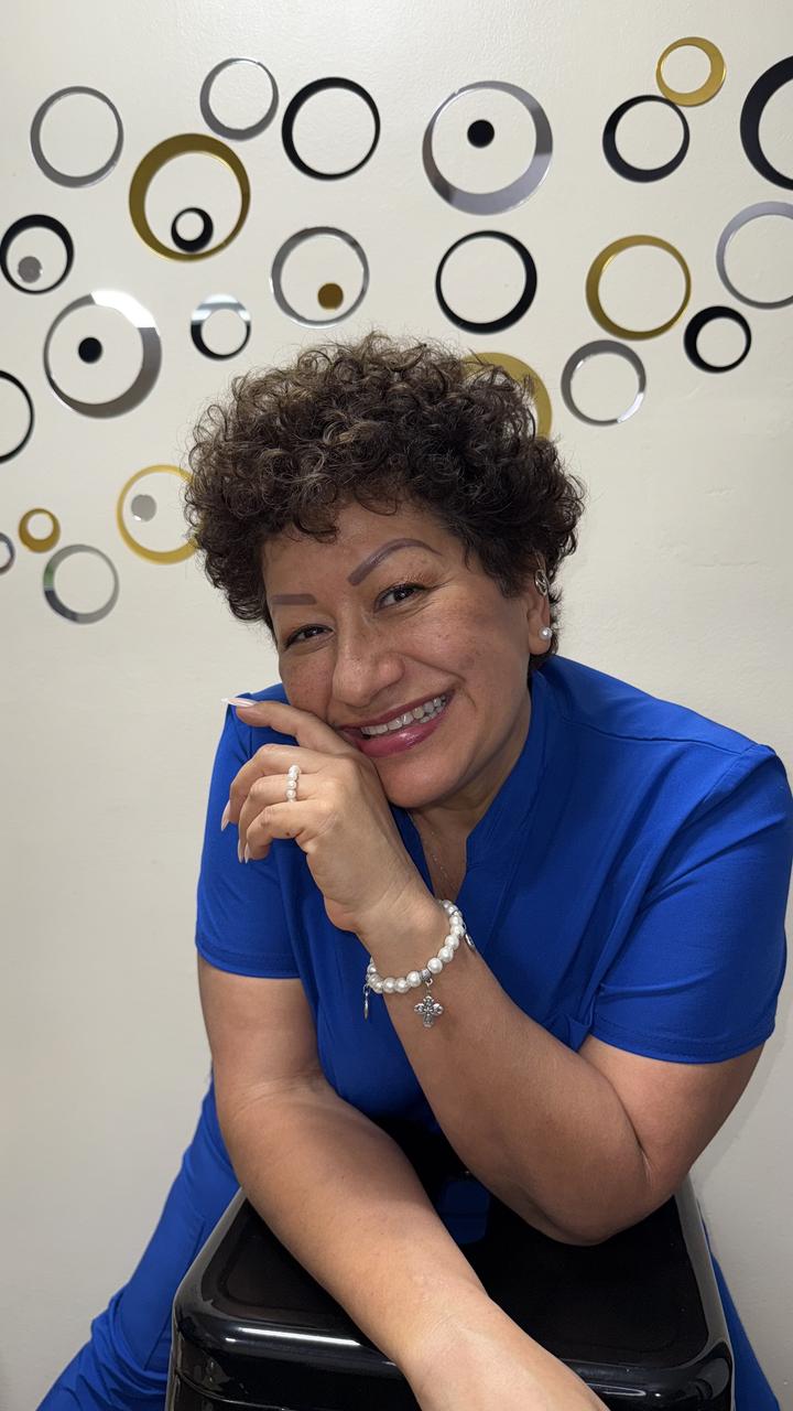 Profile photo 8 of 8