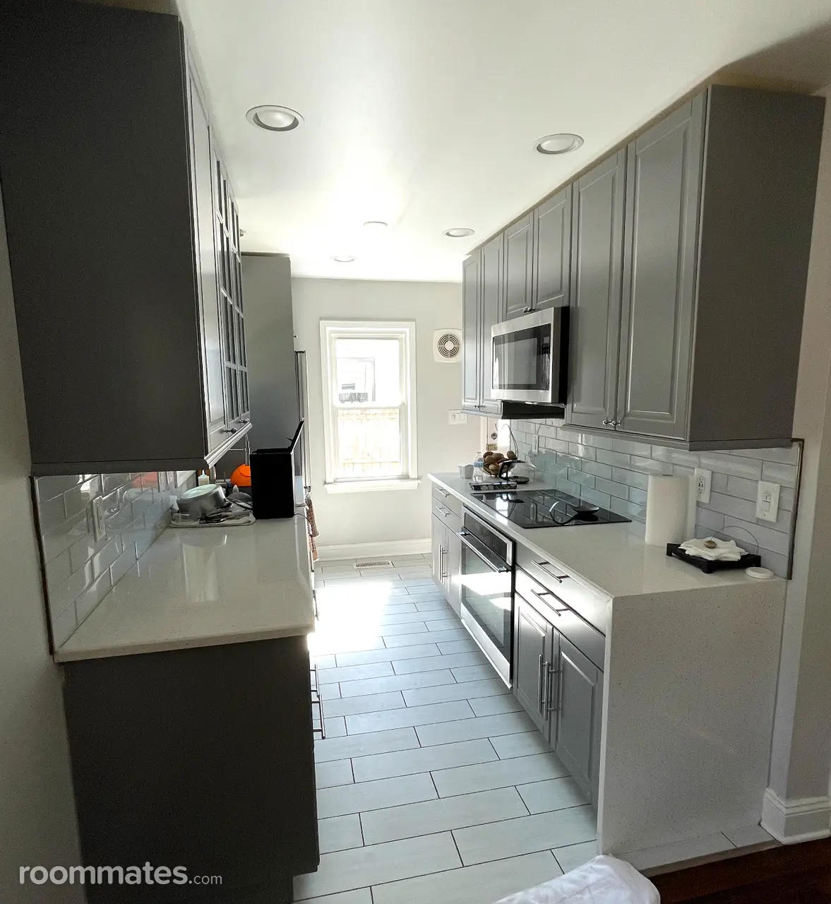 Profile photo 1 of 8