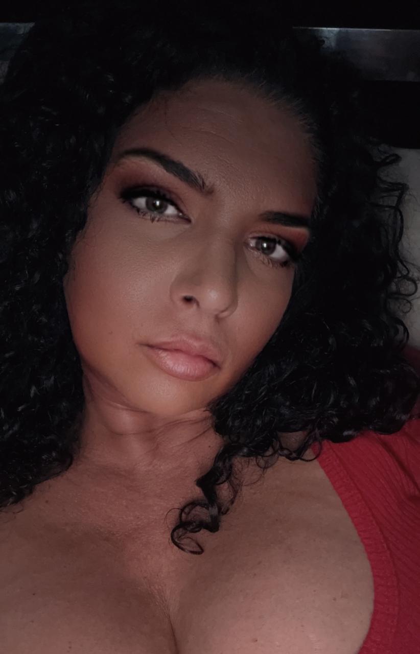 Profile photo 13 of 13