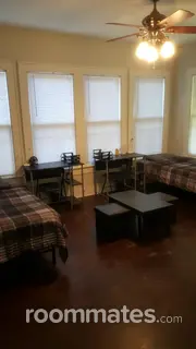 Room for rent in San Antonio, TX $700, house