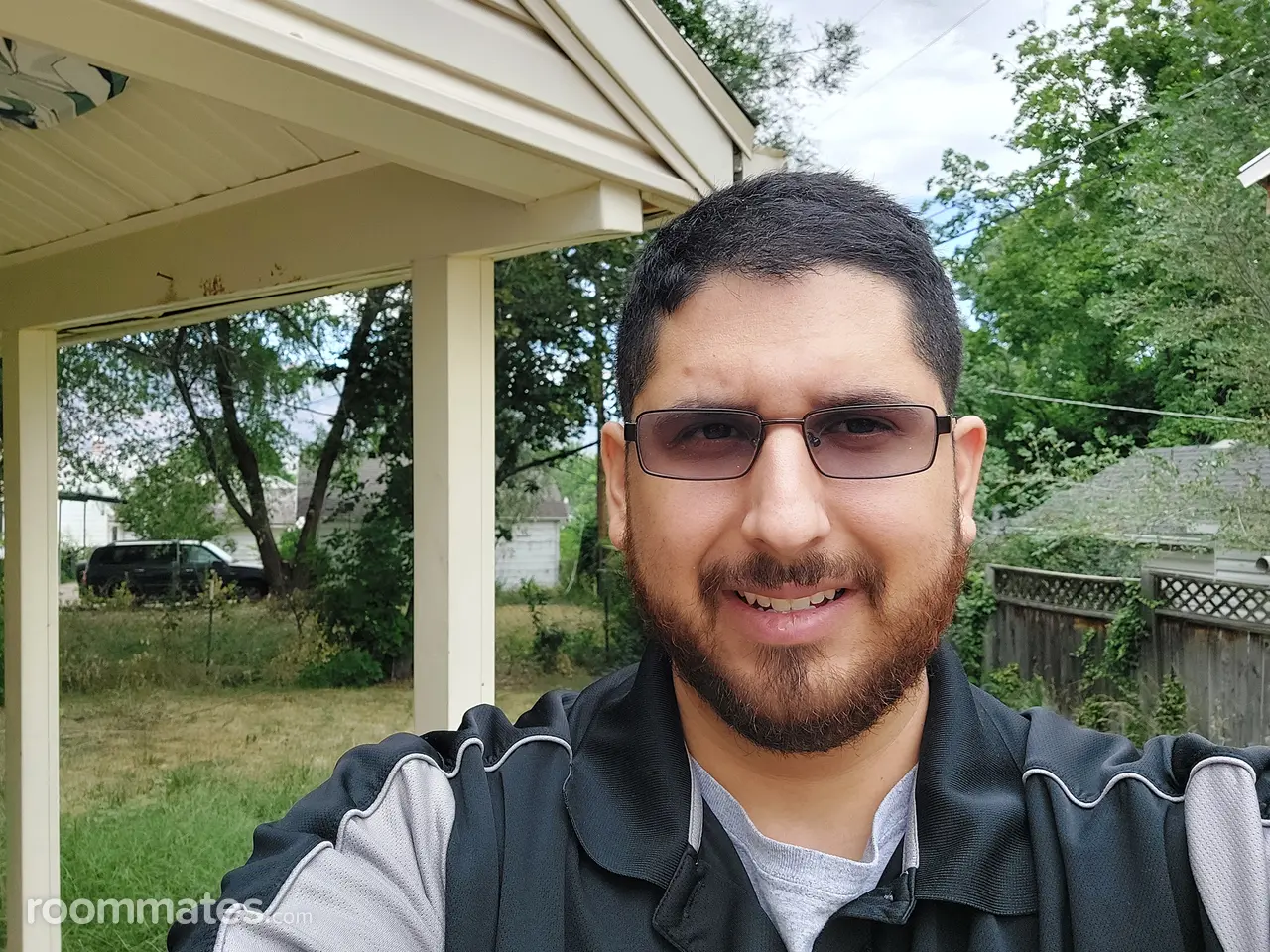 Profile photo 4 of 4