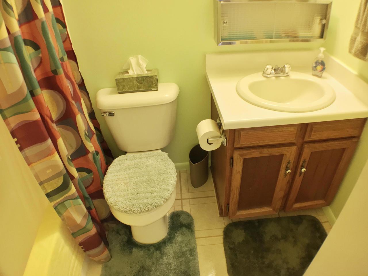 Profile photo 3 of 4