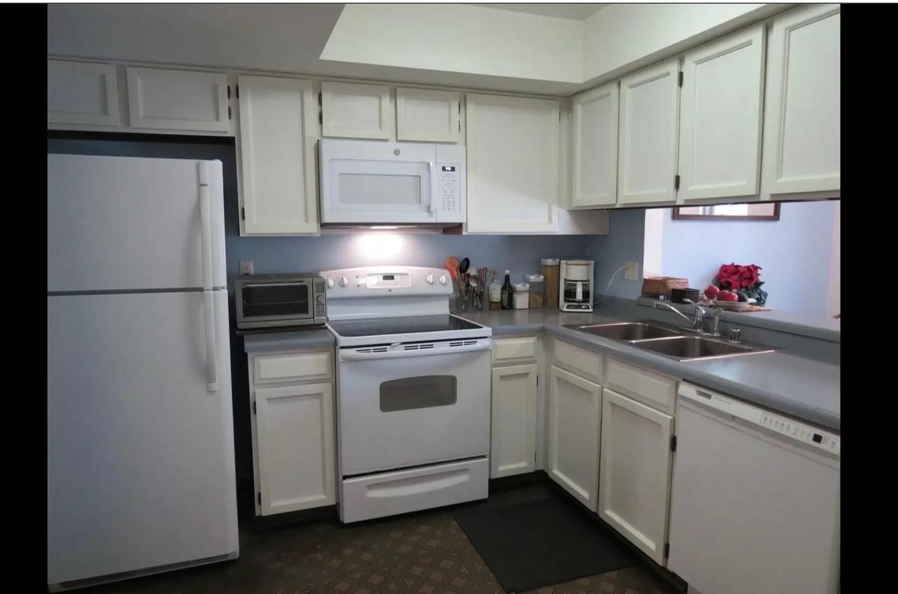 Profile photo 2 of 4