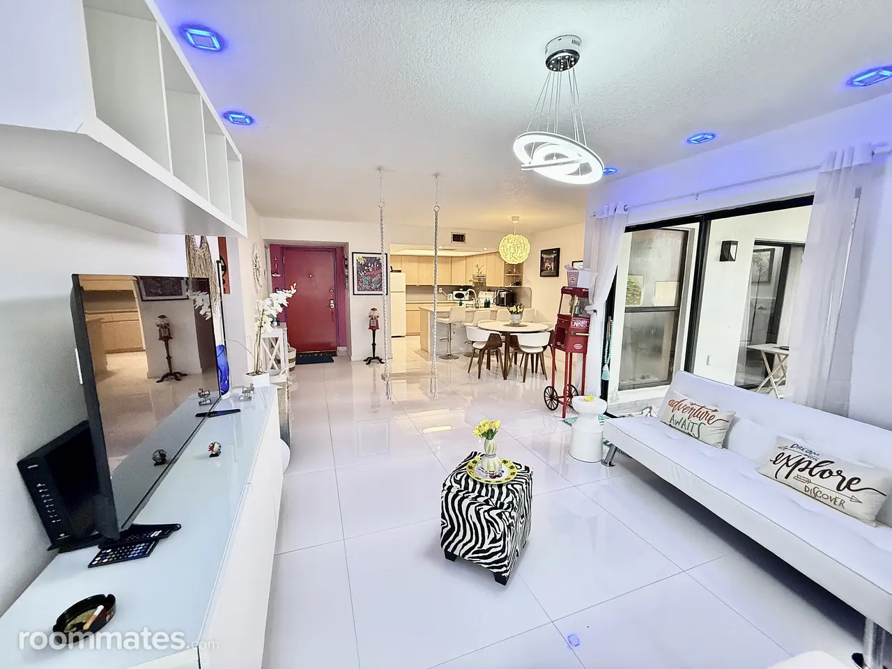 Profile photo 7 of 8