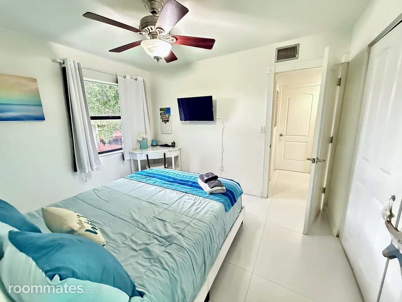 Profile photo 1 of 8