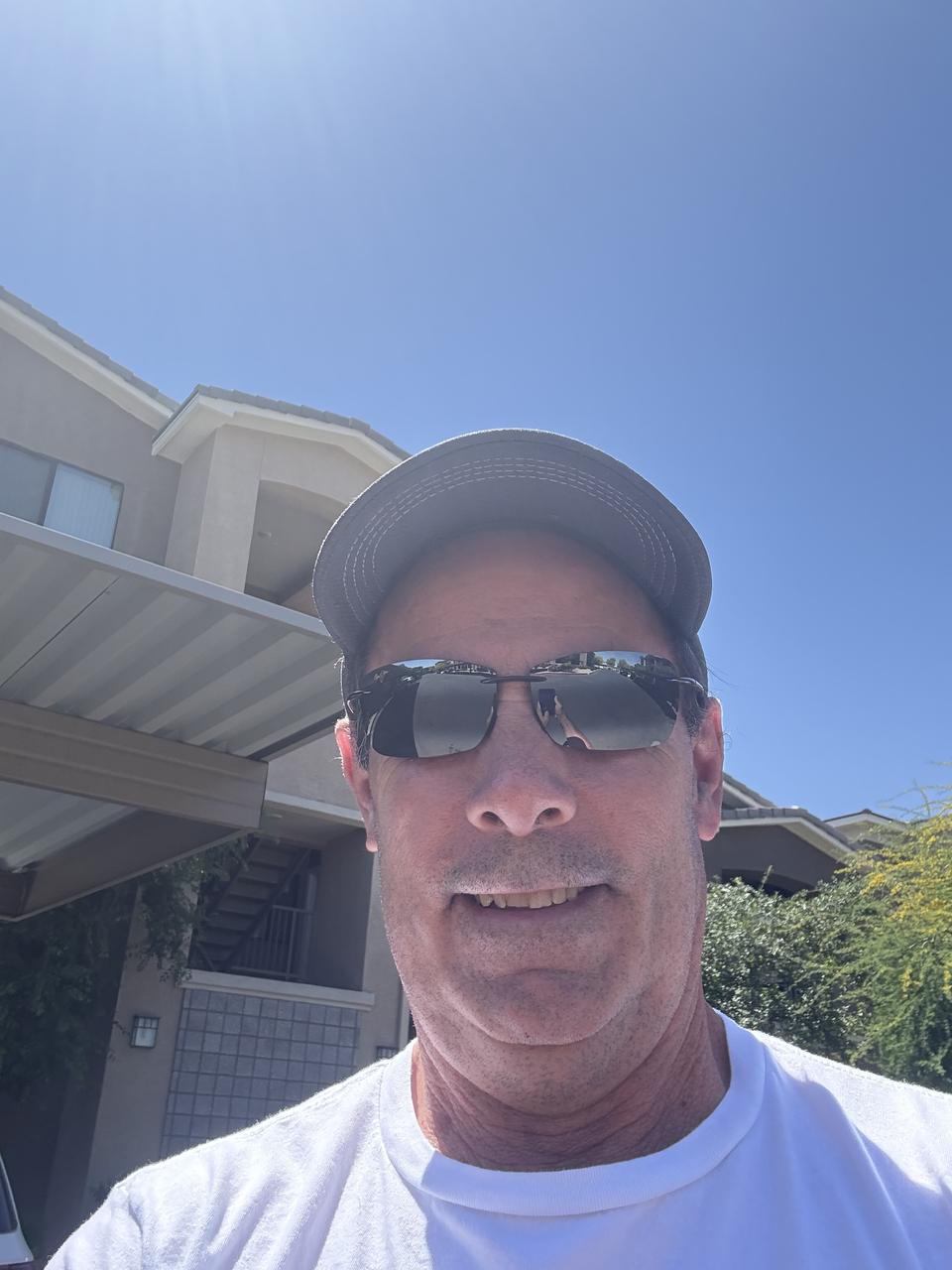 Profile photo 11 of 11