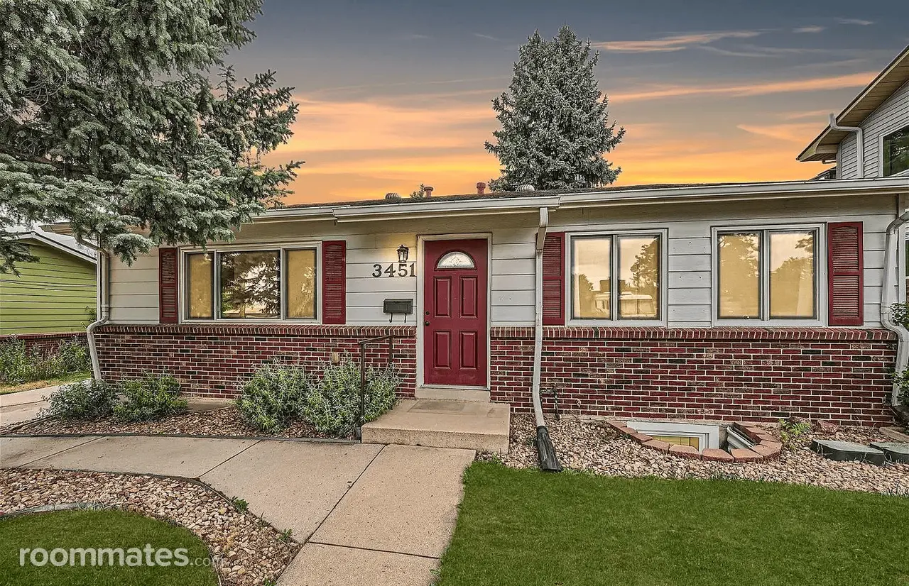 Profile photo 1 of 12