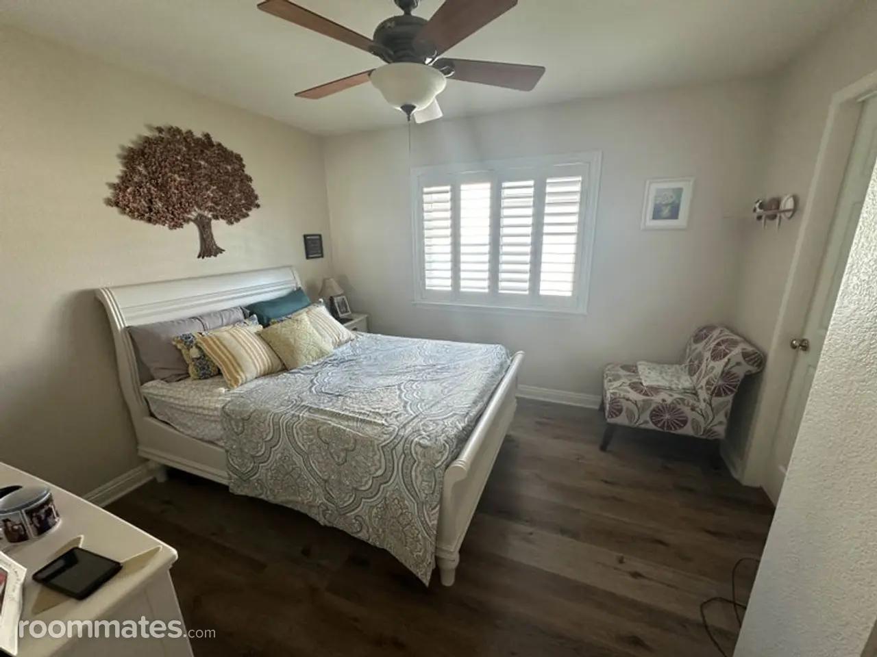 Profile photo 4 of 8