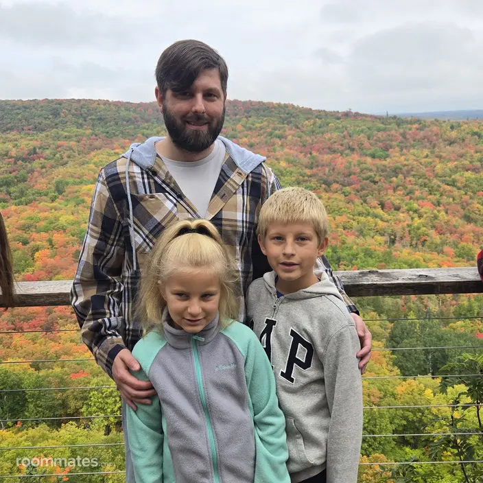 Roommate looking Inver Grove Heights, MN, $1400