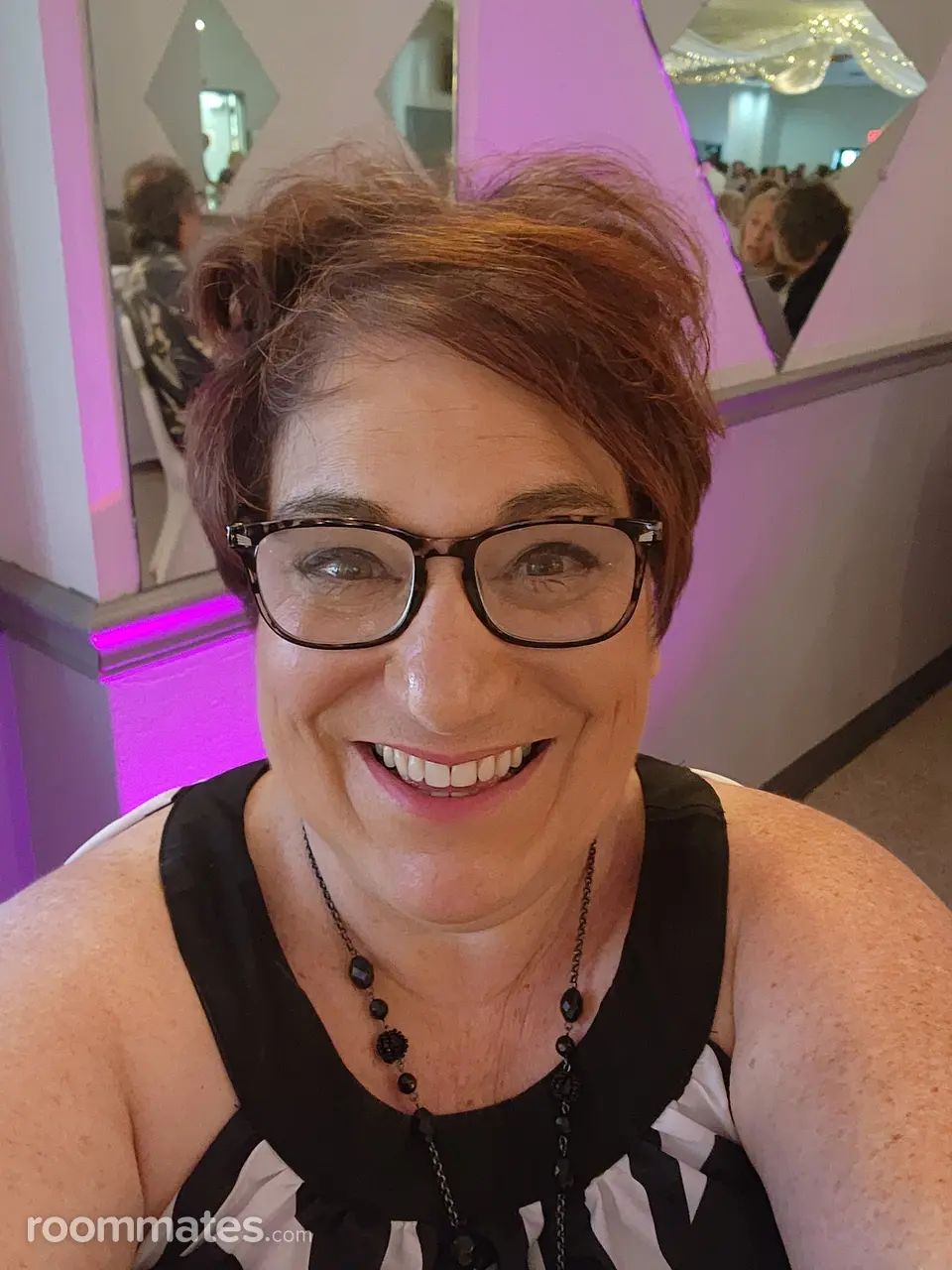 Profile photo 9 of 9